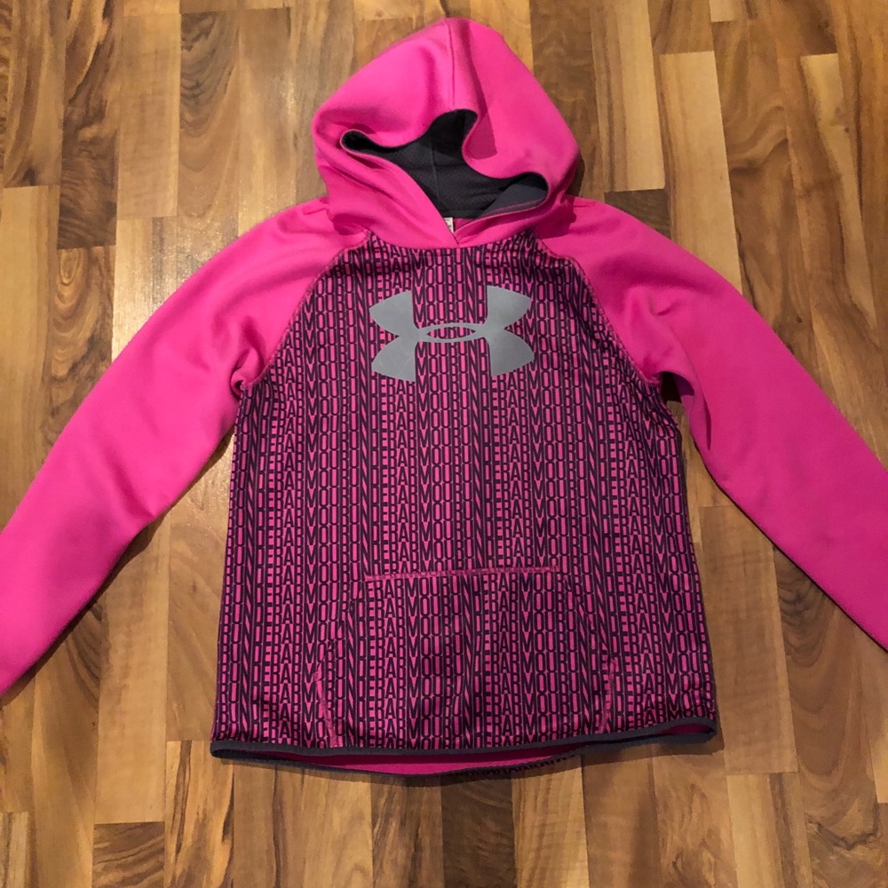 Under Armour sweatshirt